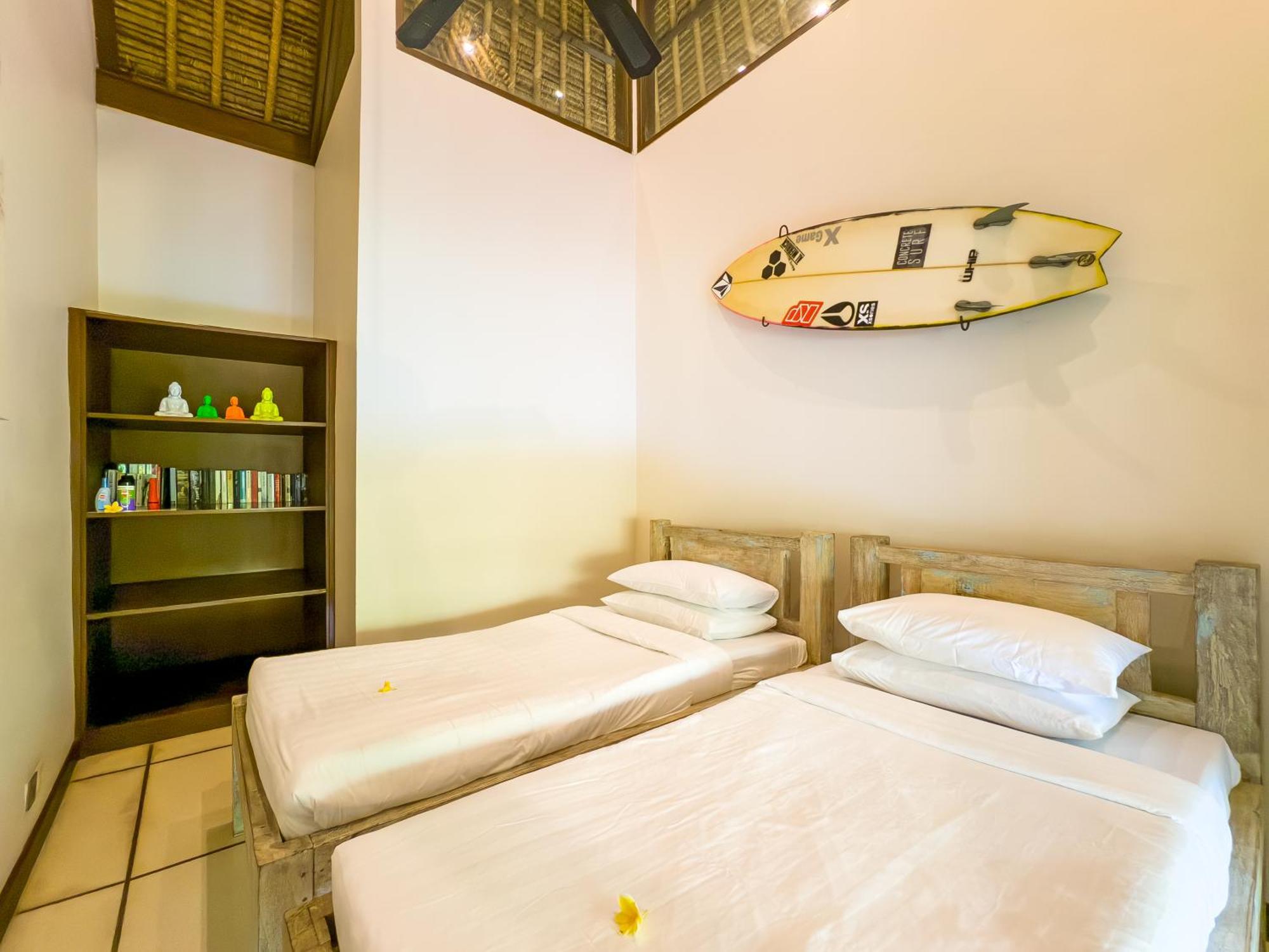 Villa Bugis Kayu Aya Seminyak Номер фото