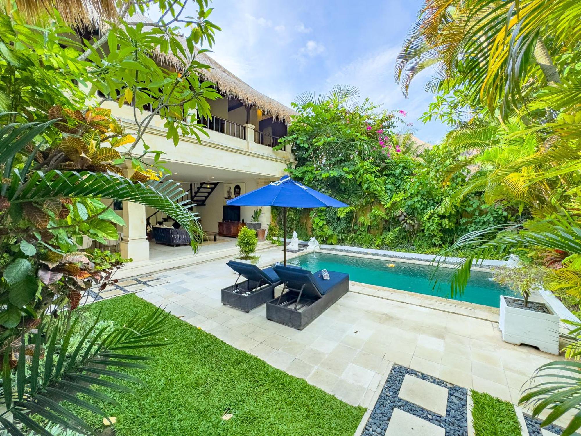 Villa Bugis Kayu Aya Seminyak Екстер'єр фото
