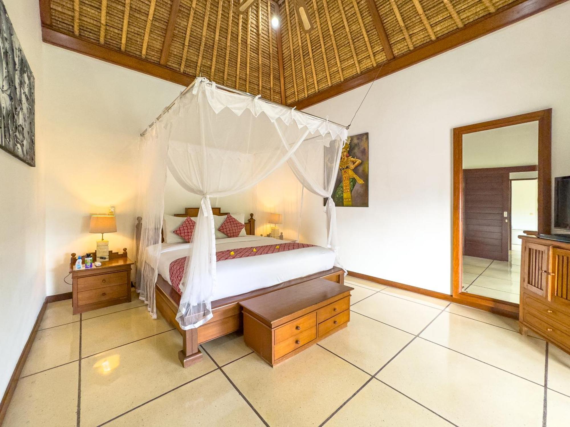 Villa Bugis Kayu Aya Seminyak Номер фото