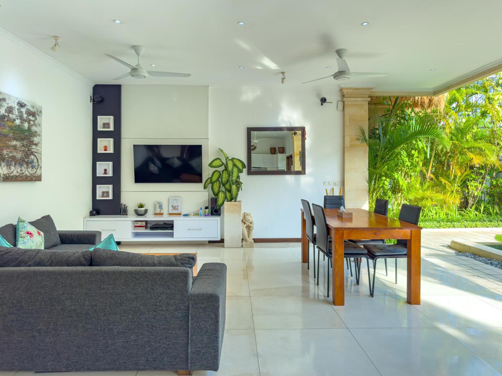 Villa Bugis Kayu Aya Seminyak Номер фото