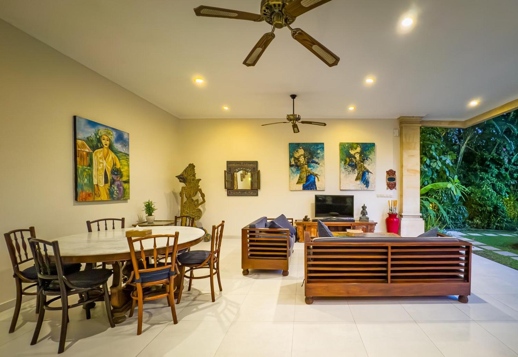 Villa Bugis Kayu Aya Seminyak Номер фото